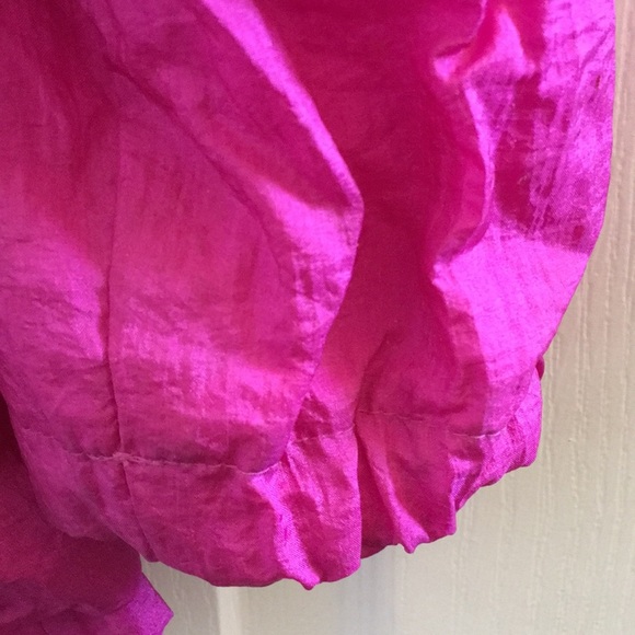 Ladies’ Windbreaker Jacket (M) - Picture 5 of 10